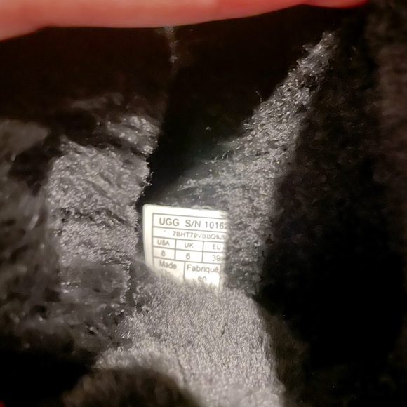 UGG | Bailey Button II - Picture 10 of 11